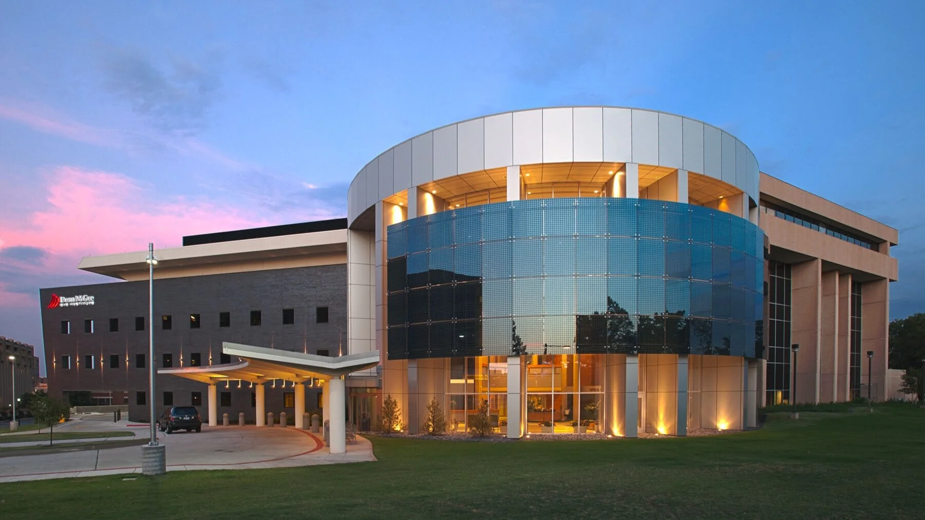 Dean McGee Eye Institute building